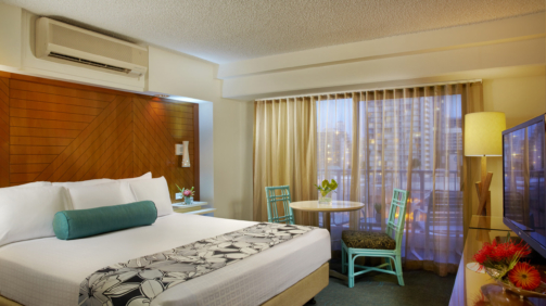 169922909_Hotel-Room-Accessible_3000x2000-1-scaled